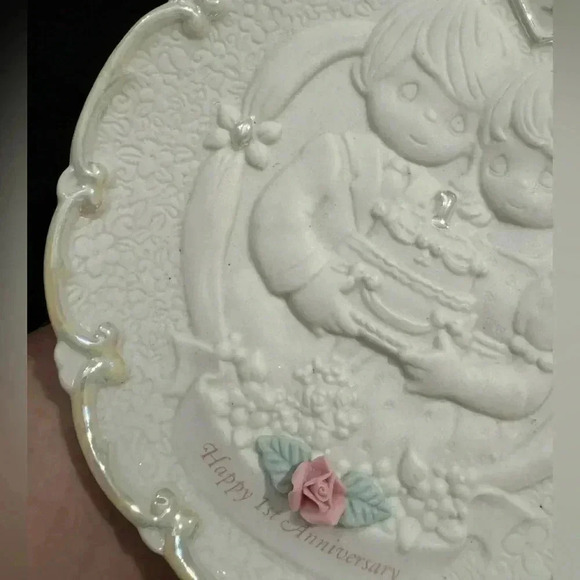 Precious Moments Happy 1st Anniversary Commemorative Plate 1995 - Picture 5 of 9